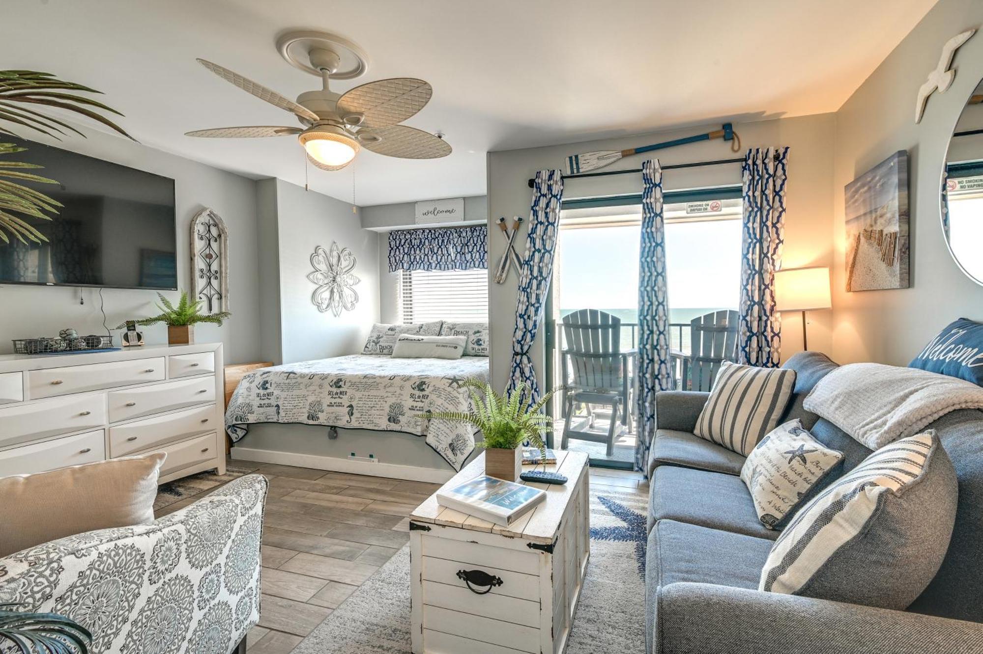 Renovated Oceanfront Resort Condo With Balcony Миртл-Бич Экстерьер фото